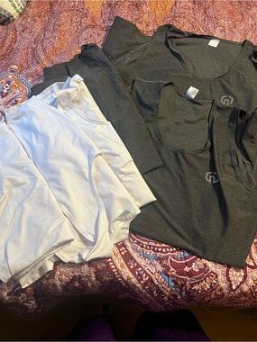 Mixed White and Black Tank & Tee Bundle men’s undershirts